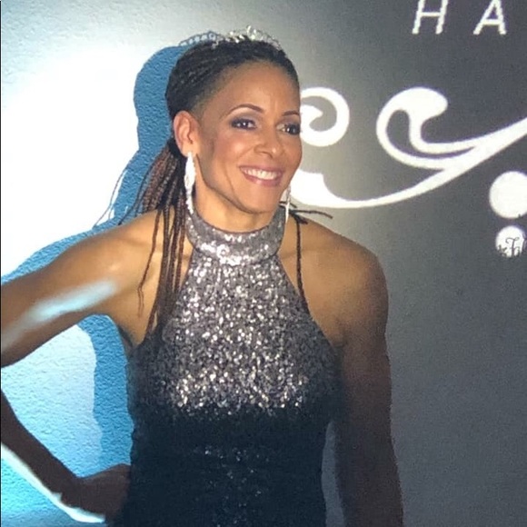 Meet your Posher, Antoinette - Picture 1 of 1